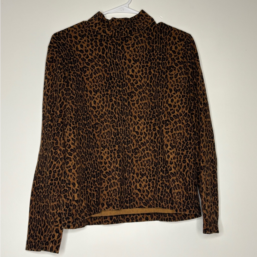Leopard Print Long Sleeve Top